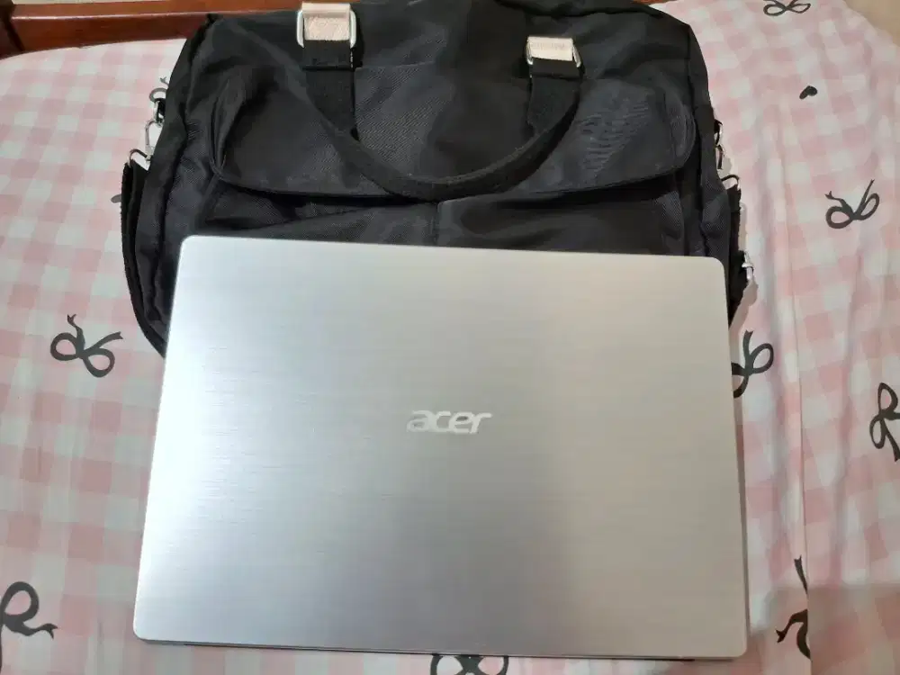 Laptop Acer Swift 3 SF314-54 Series i7 RAM 12GB SSD 256GB + HD 1Tb