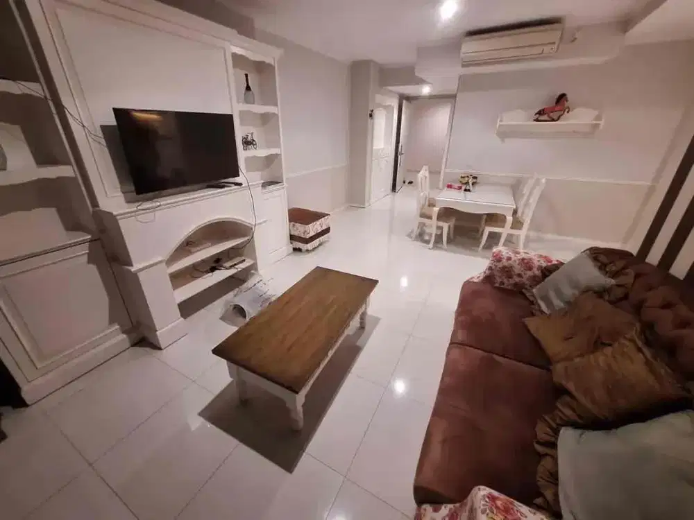 The Vue dkt Via Ciputra World Mayjend Sungkono