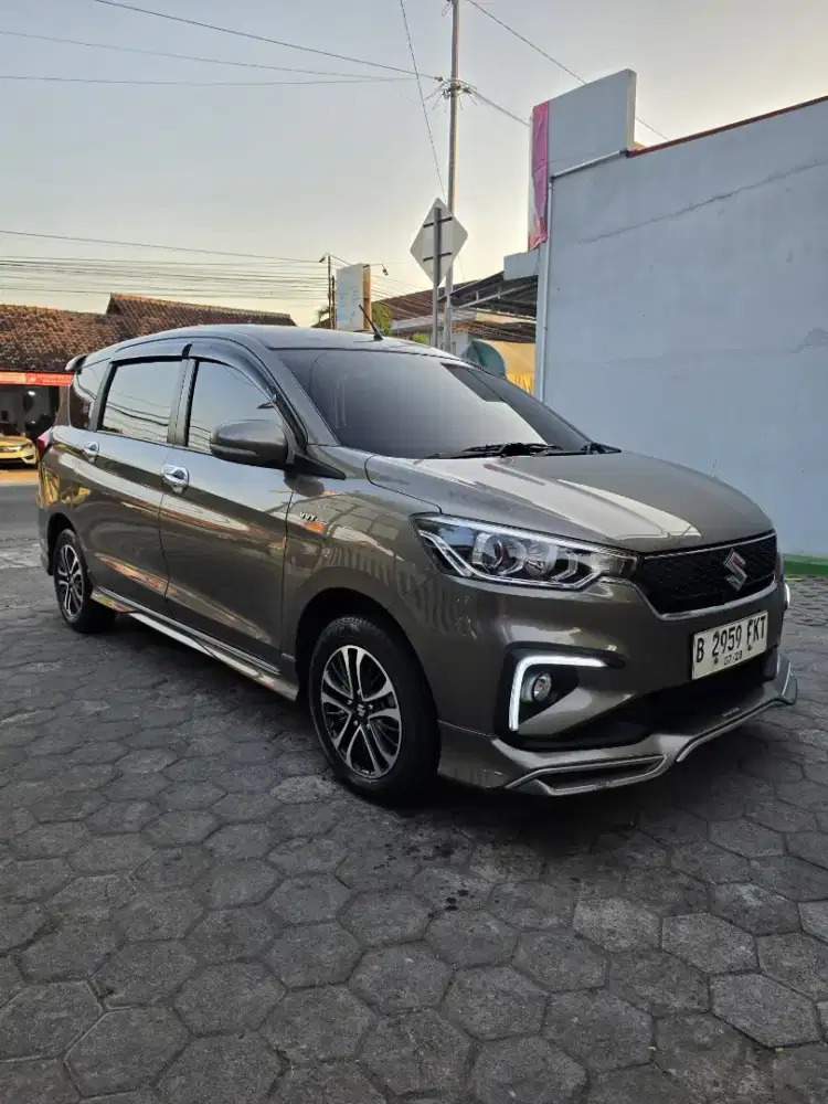 Ertiga sport matic 2023