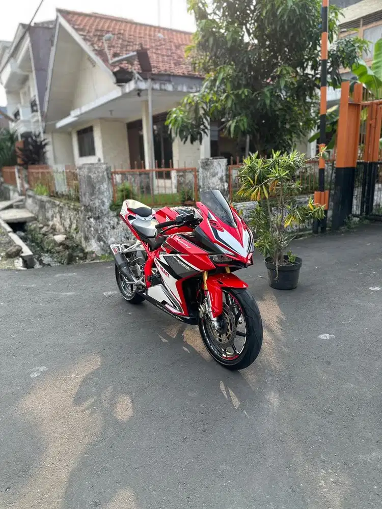 CBR 250RR ABS ONE HEART