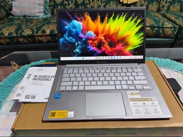 Laptop asus new vivobook 14 a1404va model terbaru, garansi resmi msh p