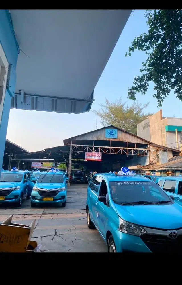 LOWONGAN DRIVER TAKSI JAKARTA