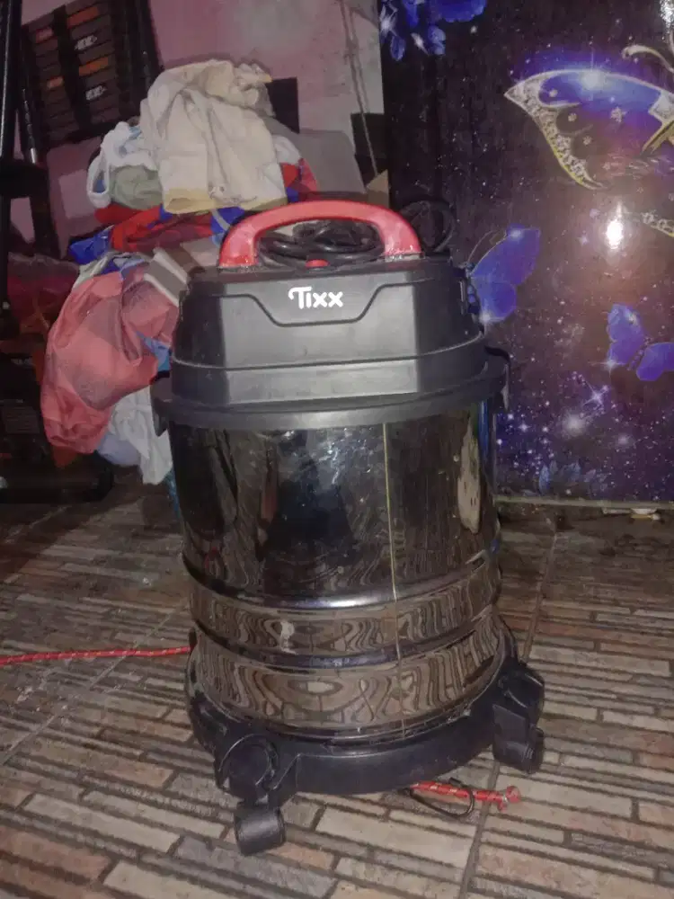 Vacuum clenear 18 liter