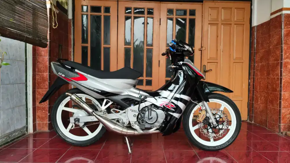 Di Jual Satria Lumba RU 2001