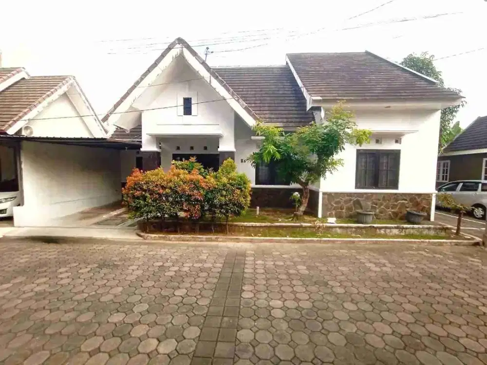 Rumah furnish dlm komplek jl. magelang km7