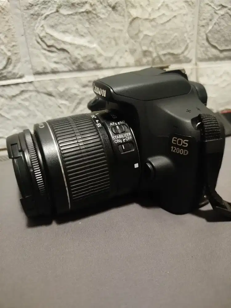 Kamera DSLR Canon 1200D