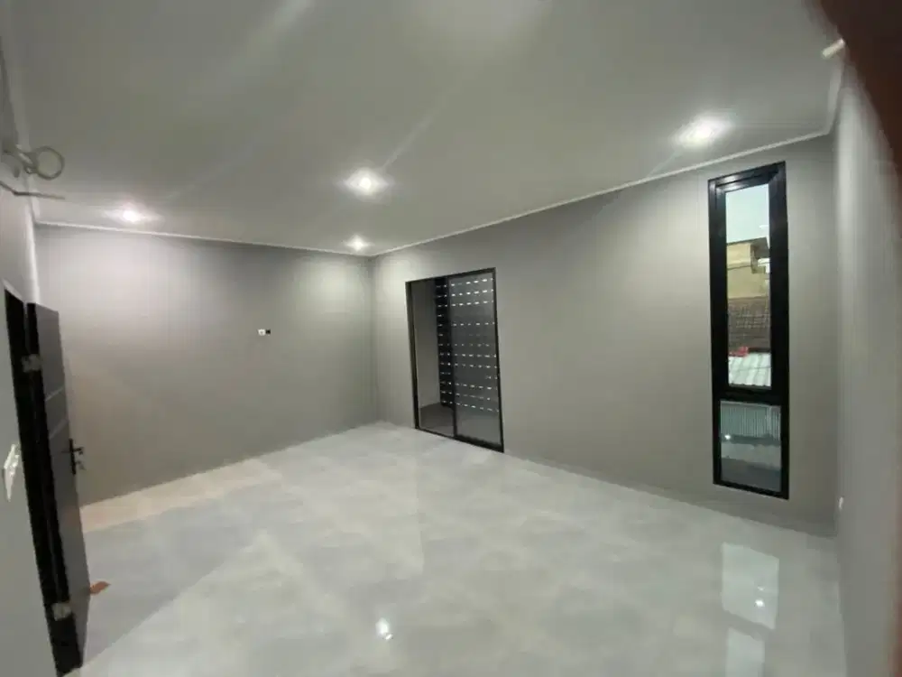 Dijual Rumah Baru Tki 2 (Taman Kopo Indah), Dekat Patung Kuda Hadap Timur
