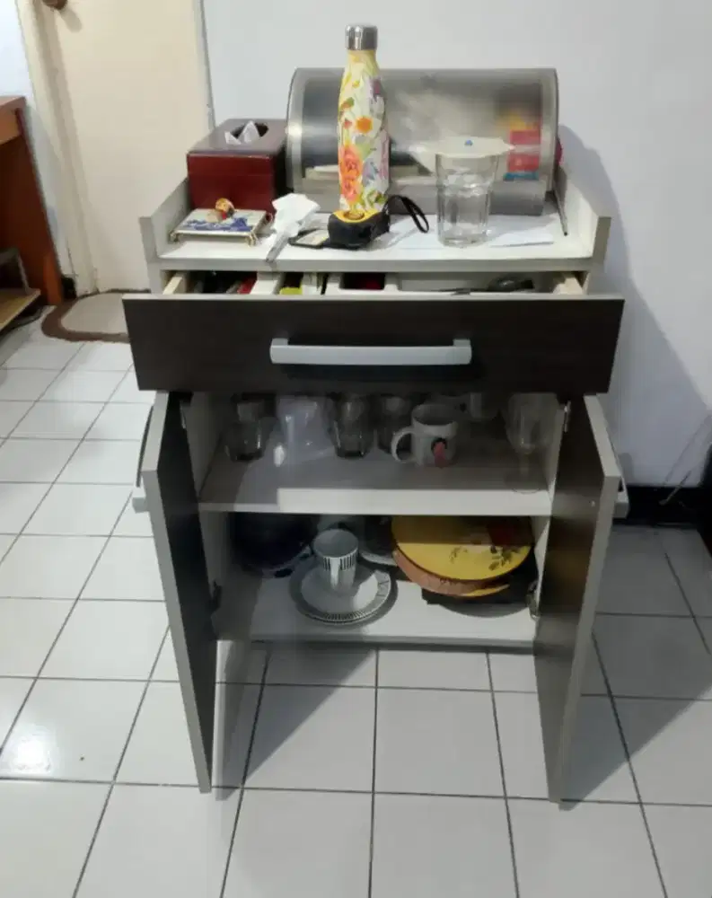 Dijual cepat lemari mewah