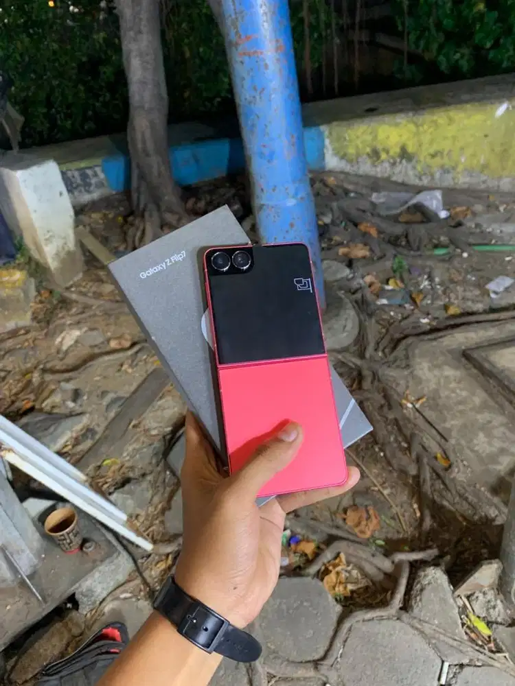 SAMSUNG Z FLIP 7 RESMI SEIN