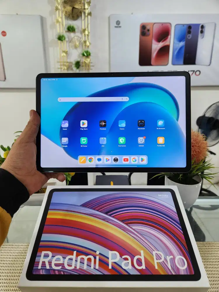 Redmi Pad Pro Ram 8+8Gb/ 256Gb Fullset + Pen dan Keyboard Like New