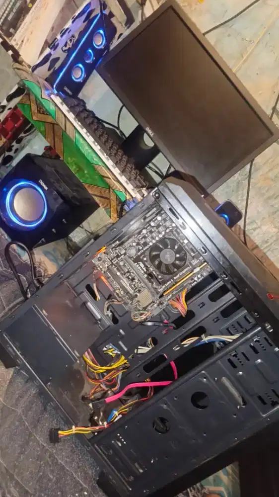 Jual PC+Monitor 21inch