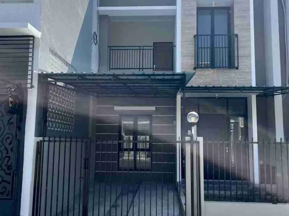 Disewakan rumah 2lt minimalis baru , Alana Regency Alana Regency Tambak Oso, Sidoarjo