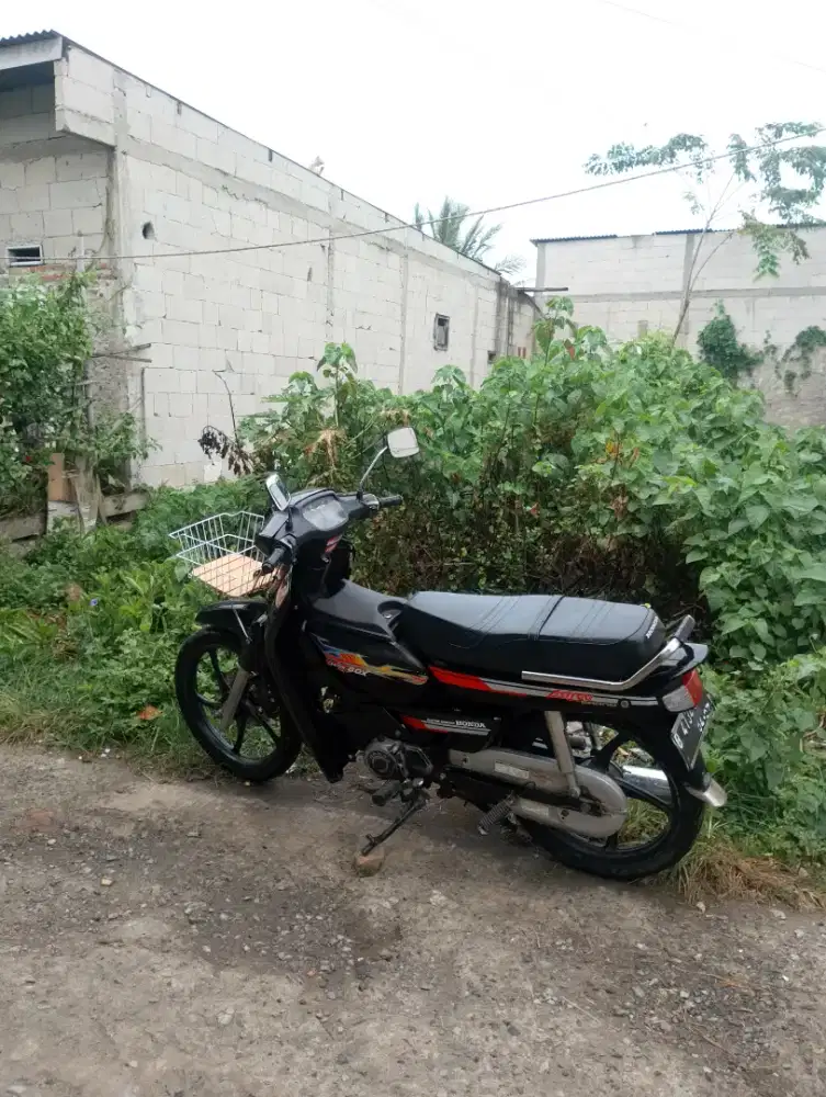 Astrea grand sabit tahun 1997