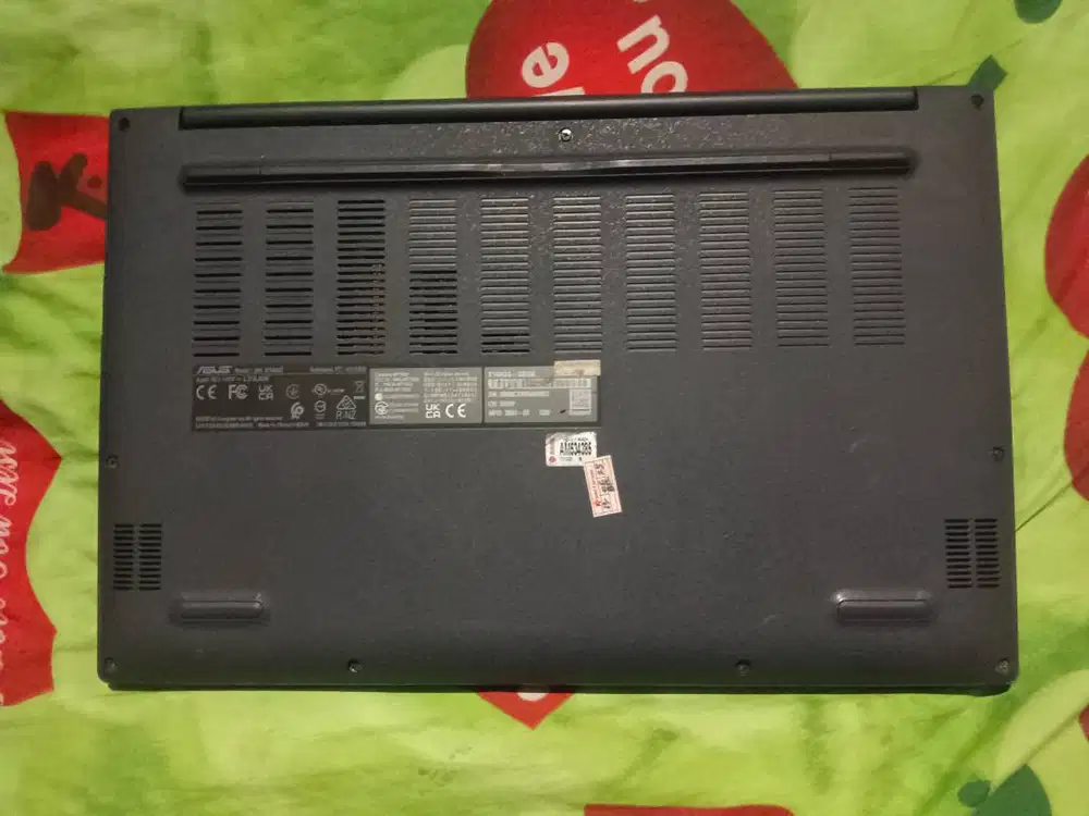 Asus vivobook x1404za