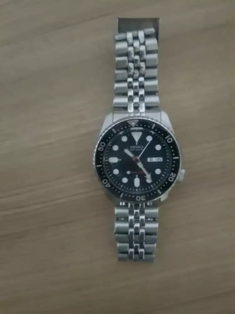 Jam tangan seiko kinetic