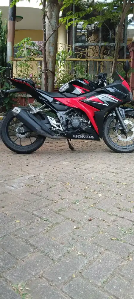 Di Jual Honda CBR 150R THN 2018
