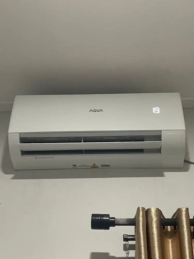 AC Aqua 1/2 PK Split Wall Mounted