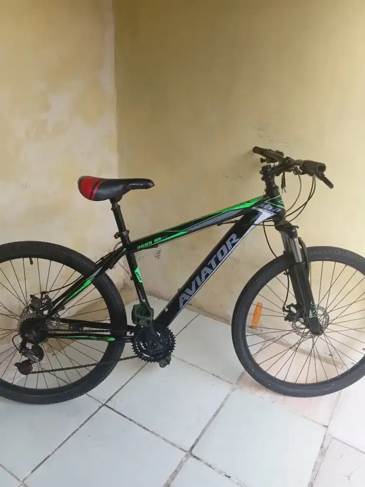Sepeda gunung AVIATOR BAN 27.5 CAT ORI MASIH BAGUS MINAT WA SAJA YA