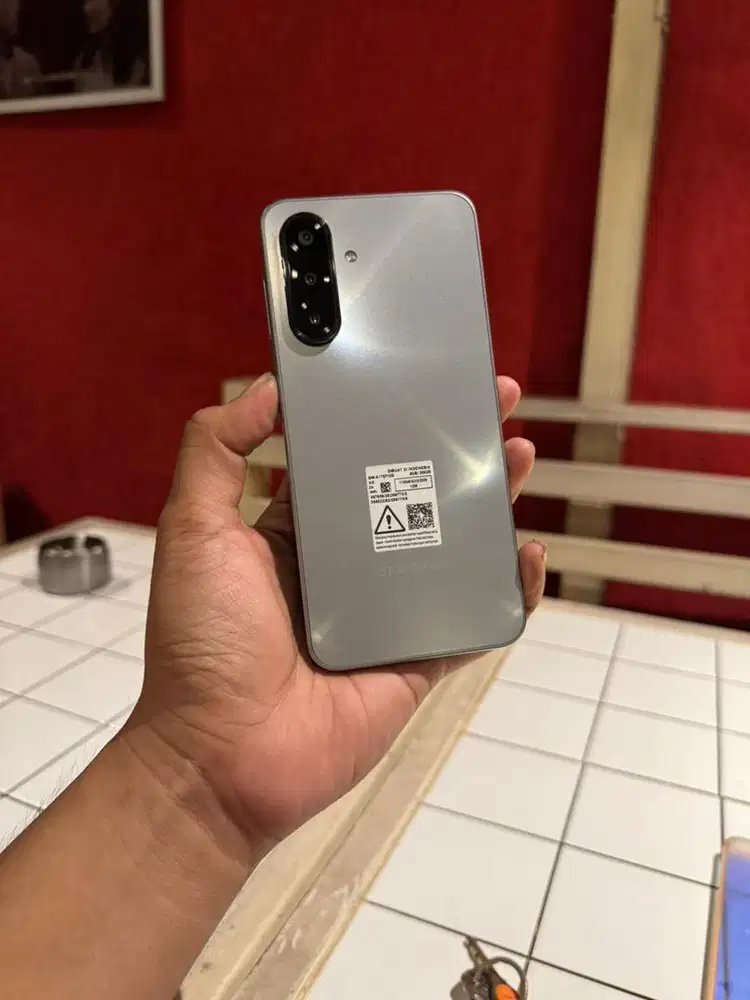 samsung A17 256 Like new