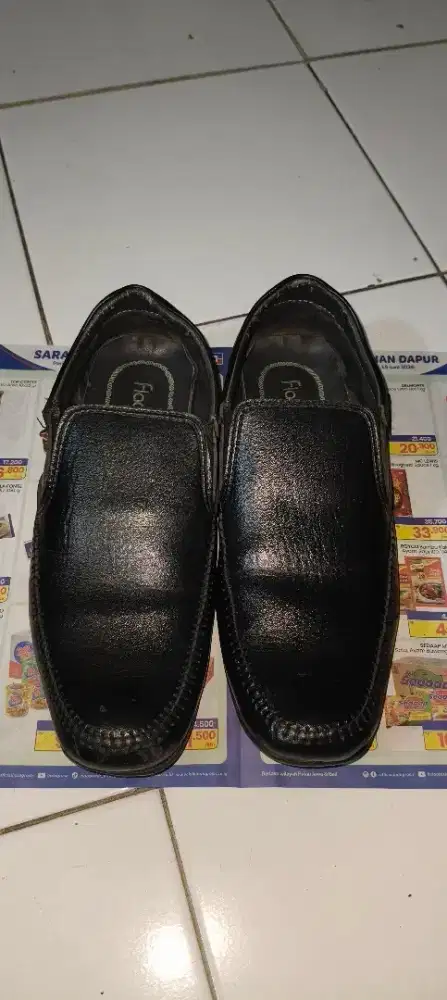 Fladeo ukuran 42