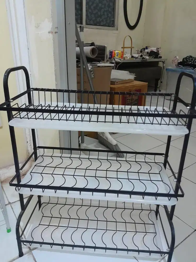 Rak Piring Hitam Kokoh dan Awet