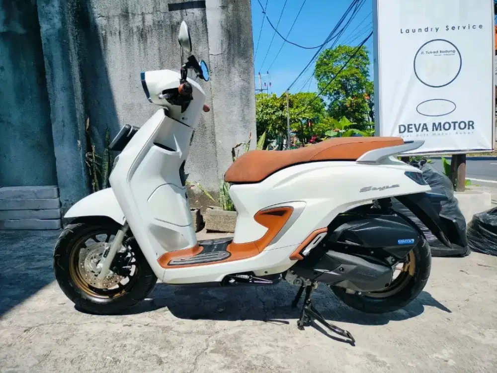 Stylo 160 ABS putih Deva motor