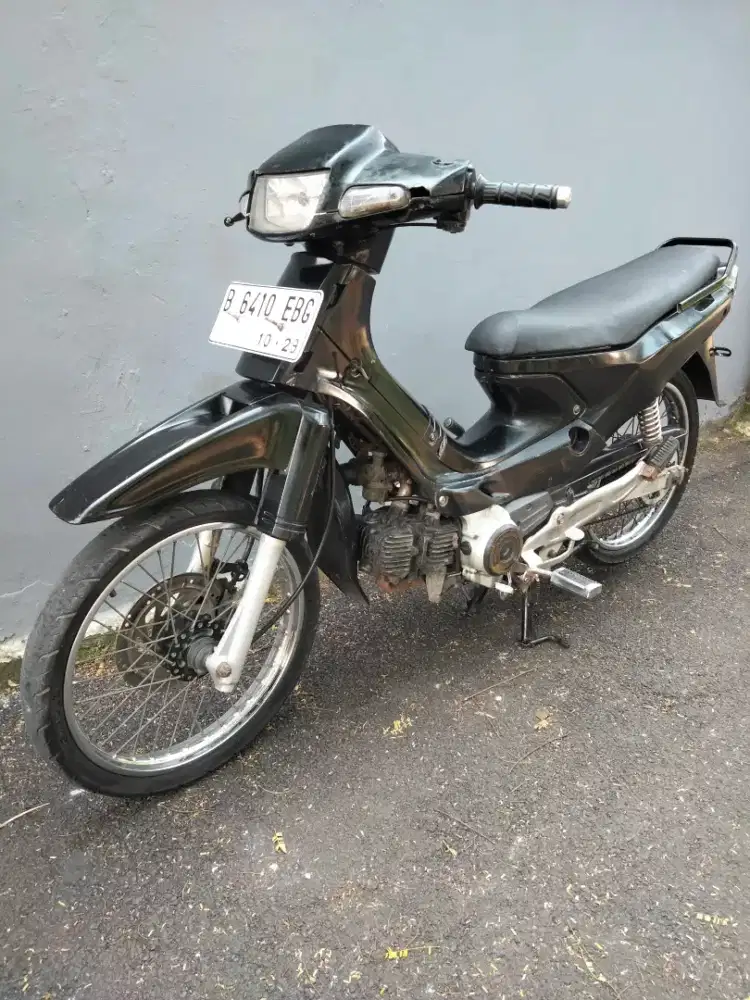 Kawasaki Kaze Gress tahun 2004 siap pakai