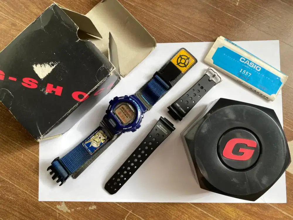 G-Shock Williams F1 rare item !