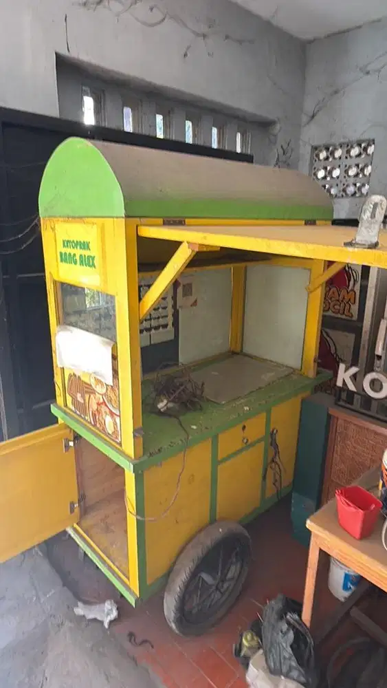 JUAL CEPAT GEROBAK BEKAS JUALAN KETOPRAK
