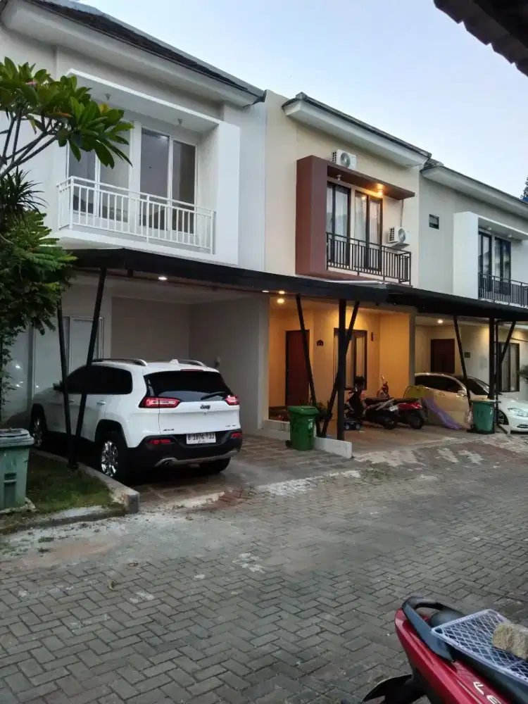 Rumah asri di selatan jakarta