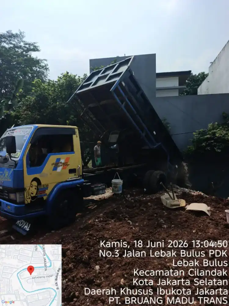 Jasa buang puing dan buang sampah