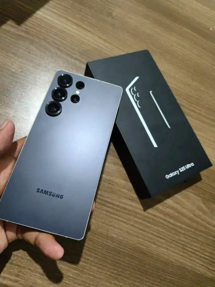 Samsung S25 Ultra 12/512 fullset like new