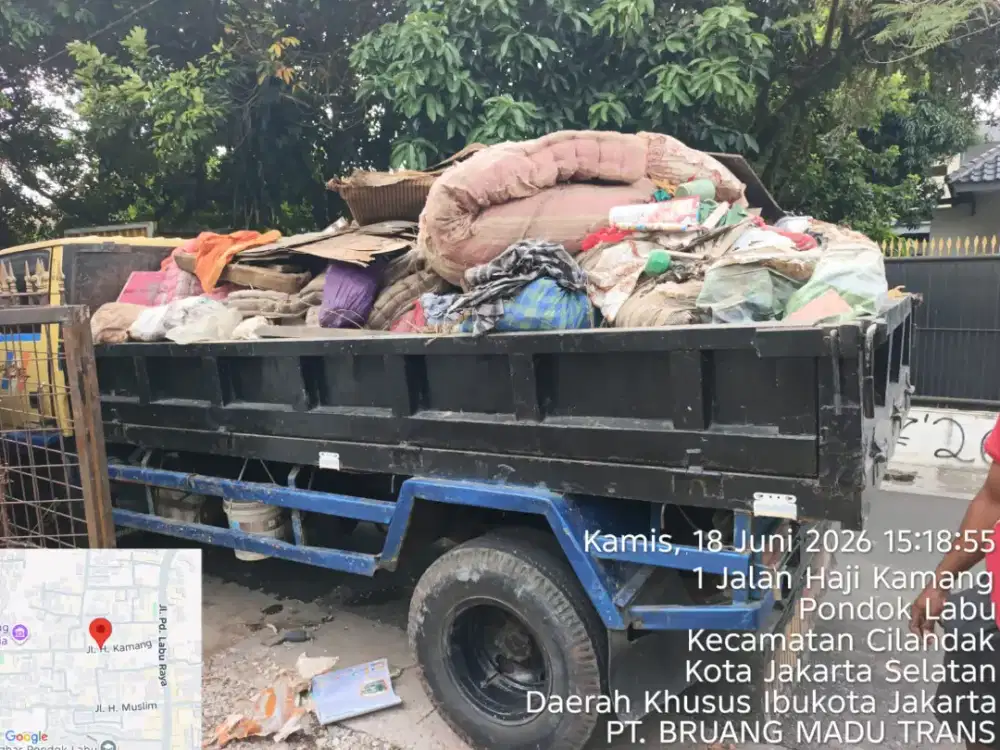 Jasa buang puing tanah