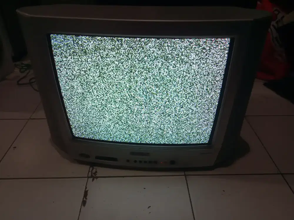 Jual 2 unit tv  tabung& lcd