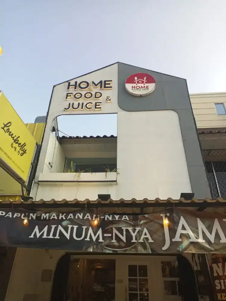 Dicari Staff Dapur Wanita Usia 18-25 Tahun untuk Cafe di Kelapa Gading
