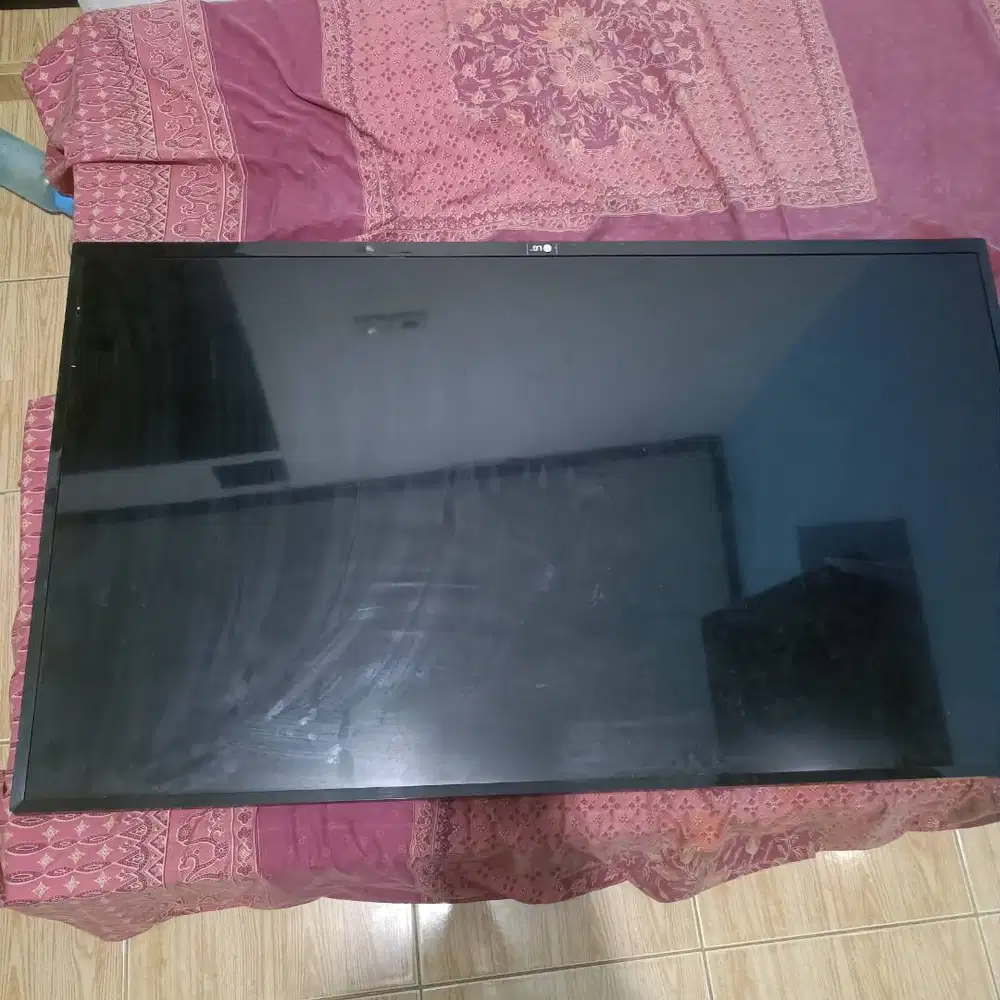 Jual tv bekas merek LG 40 in