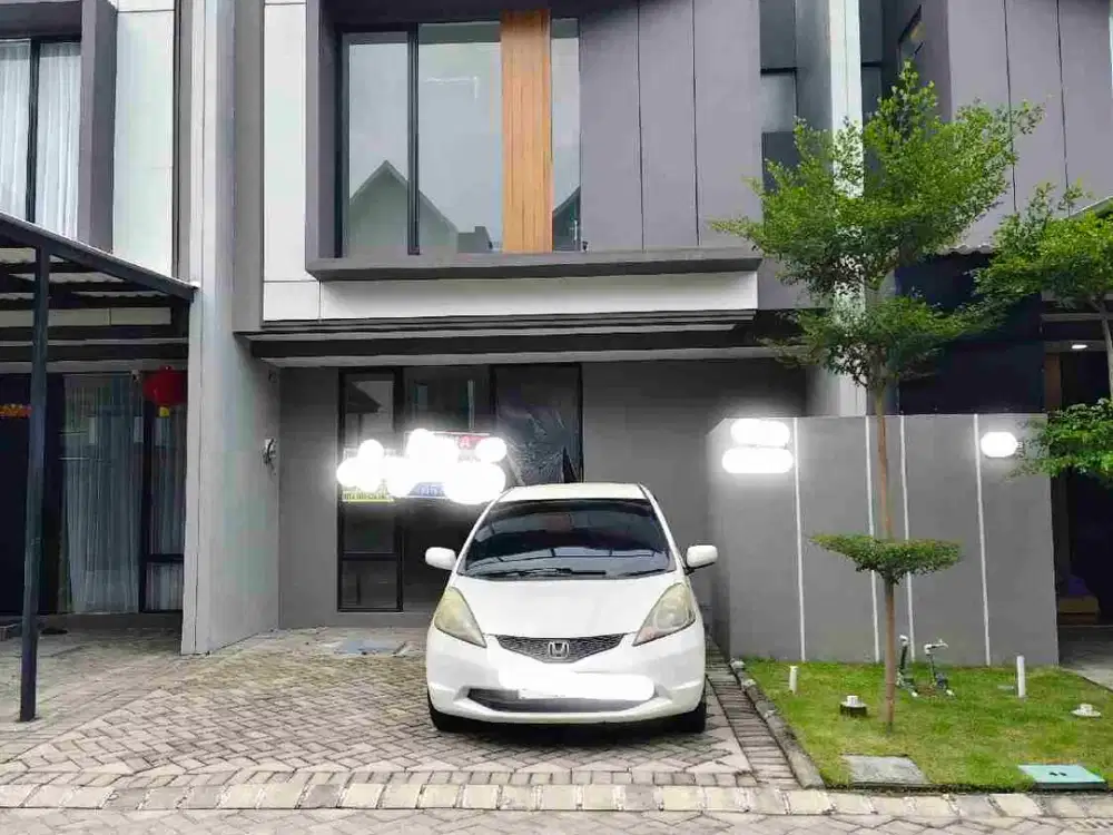 SEWA RUMAH GRAND EASTERN