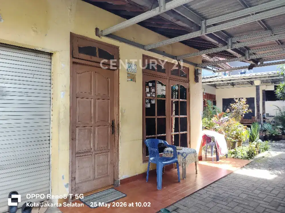 Rumah (Komplek Keluarga) Dilokasi Strategis Di Jakarta Selatan
