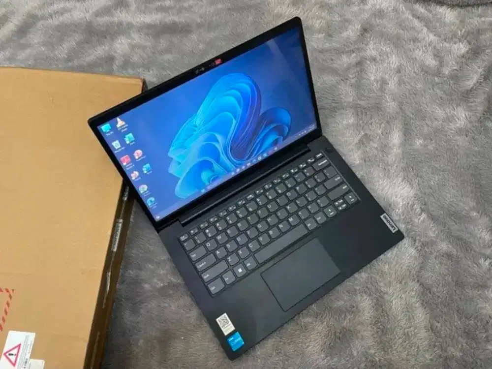 Lenovo V14 G4 Amd Ryzen 5 7430U Ram 16gb SSD 512gb 14.0 Full HD