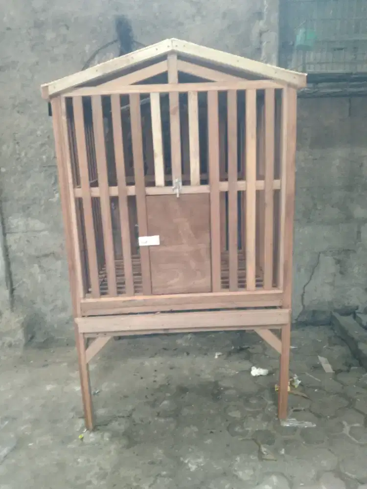 Kandang Kayu Baru