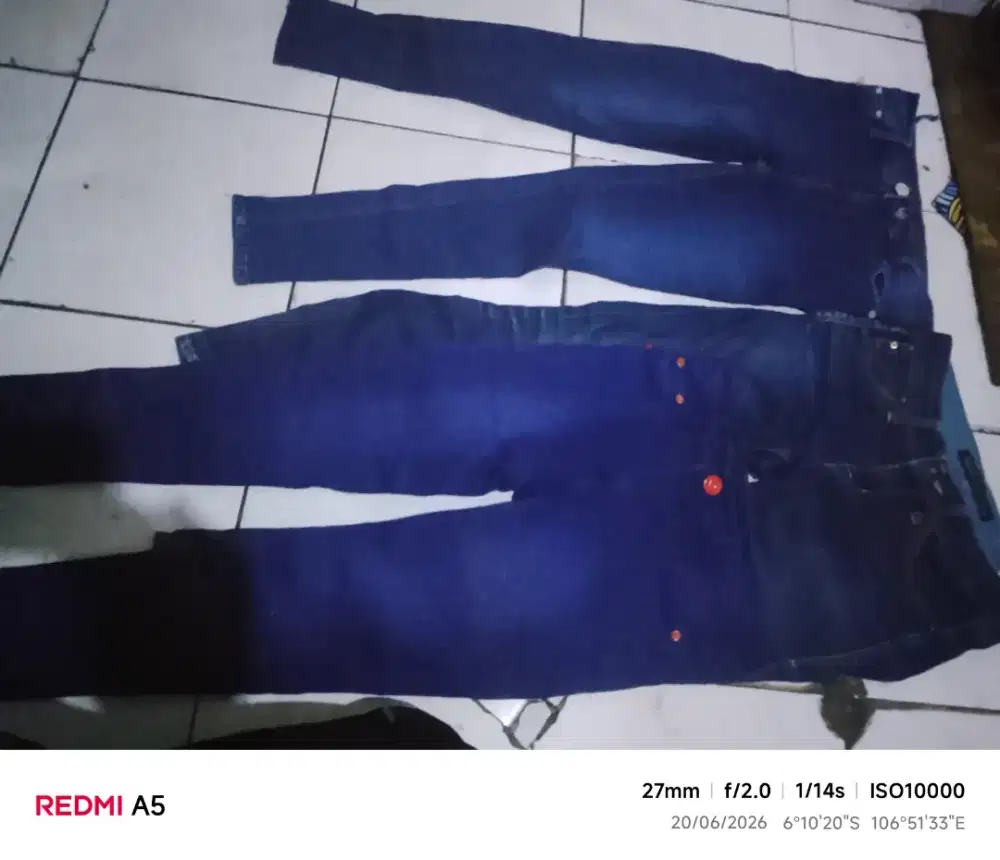 Celana panjang jeans anak 28