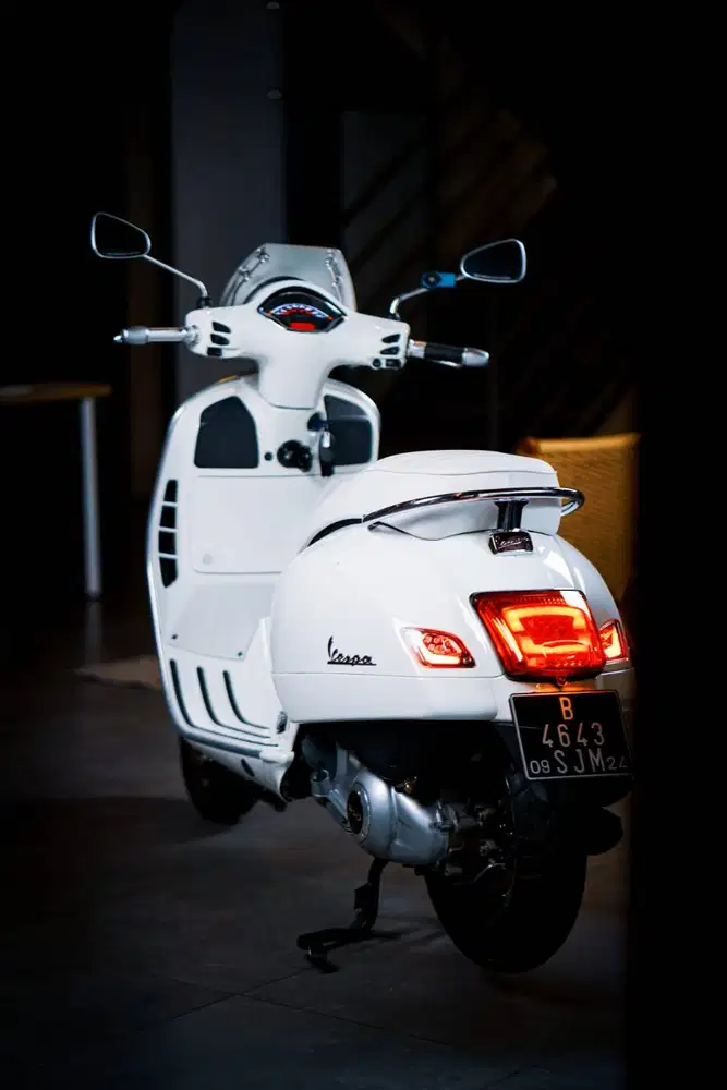 Langka, GTS 300 Rizoma Full Package, Low KM, Accesories Sultan Asli