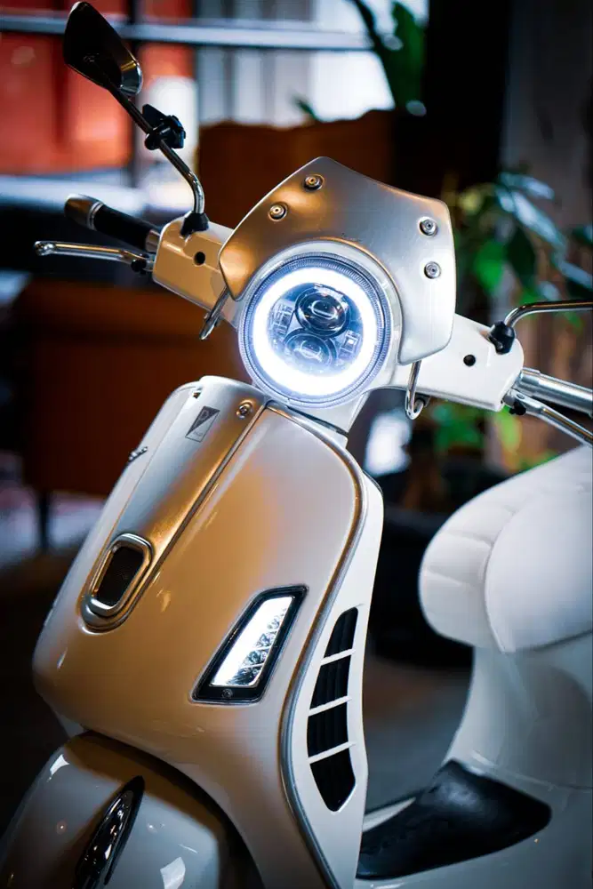 Langka, GTS 300 Rizoma Full Package, Low KM, Accesories Sultan Asli