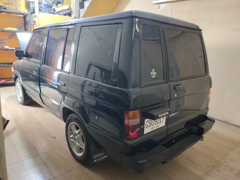 Toyota kijang super rover long
