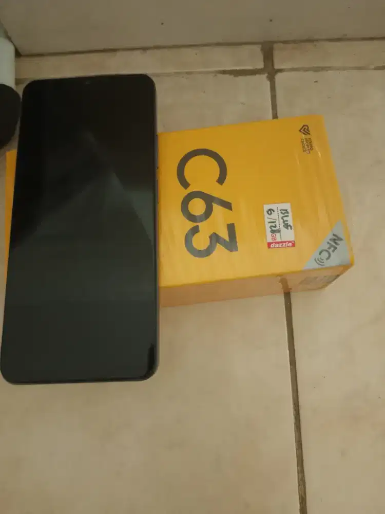 Realme C63 lengkap