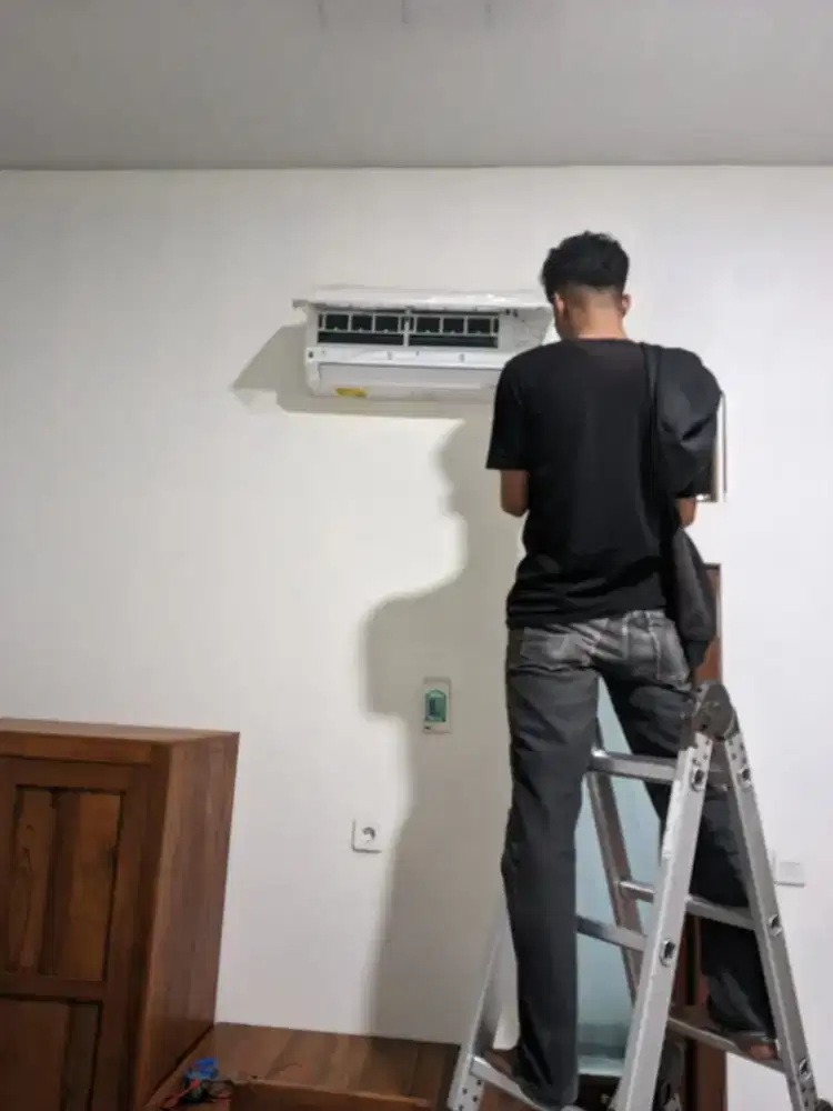 jasa cek ac & isi freon Bergaransi
