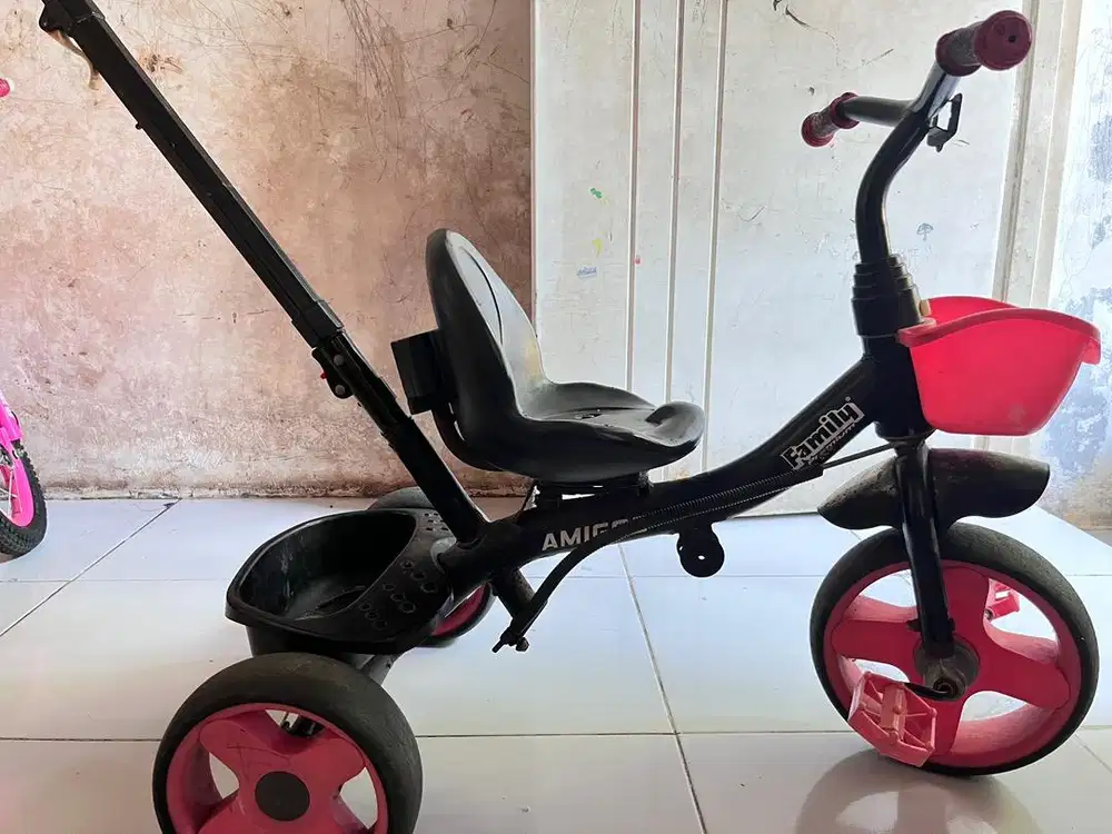 Sepeda Dorong anak