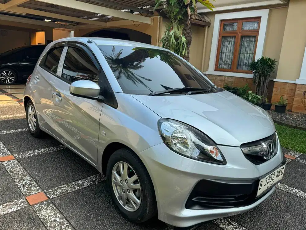 Honda Brio 1.3 MT 2013 (CBU THAILAND) KM RENDAH