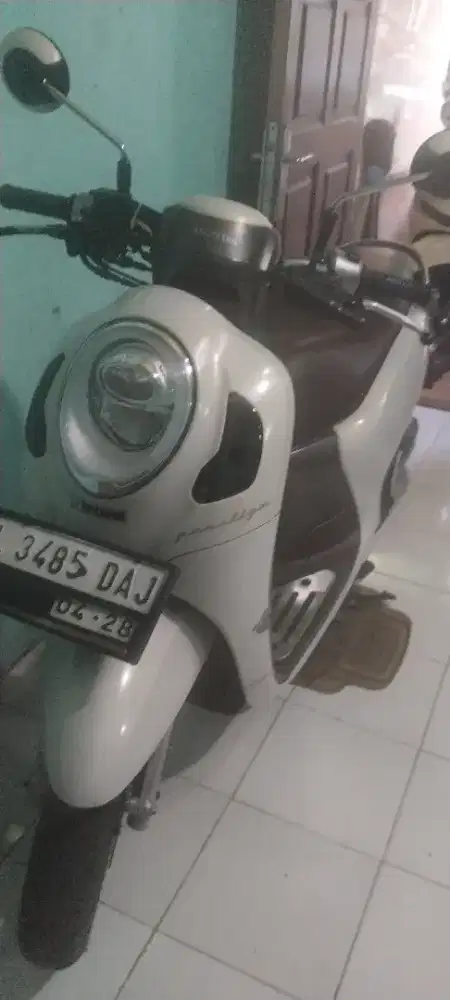 Honda scoopy Prestige