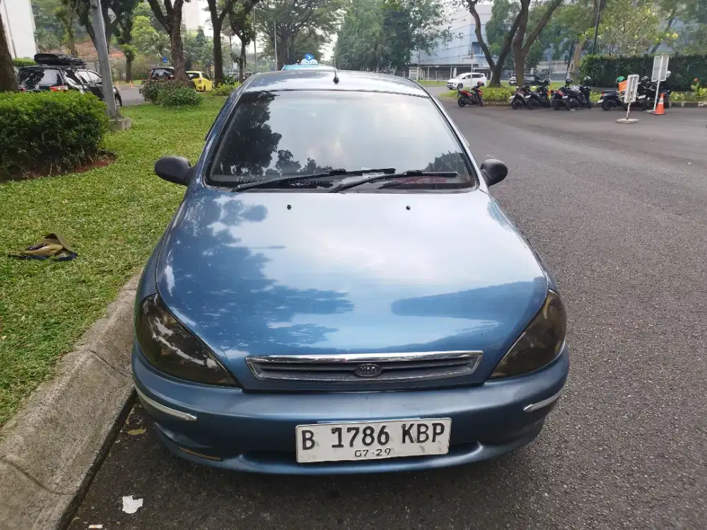 KIA RIO AT 2001 TERAWAT